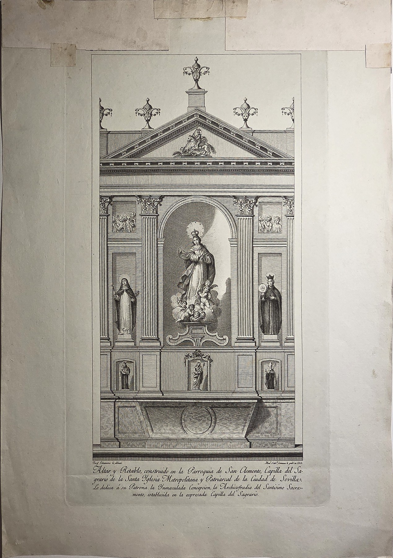 Architektonischer Altaraufbau mit Figuren