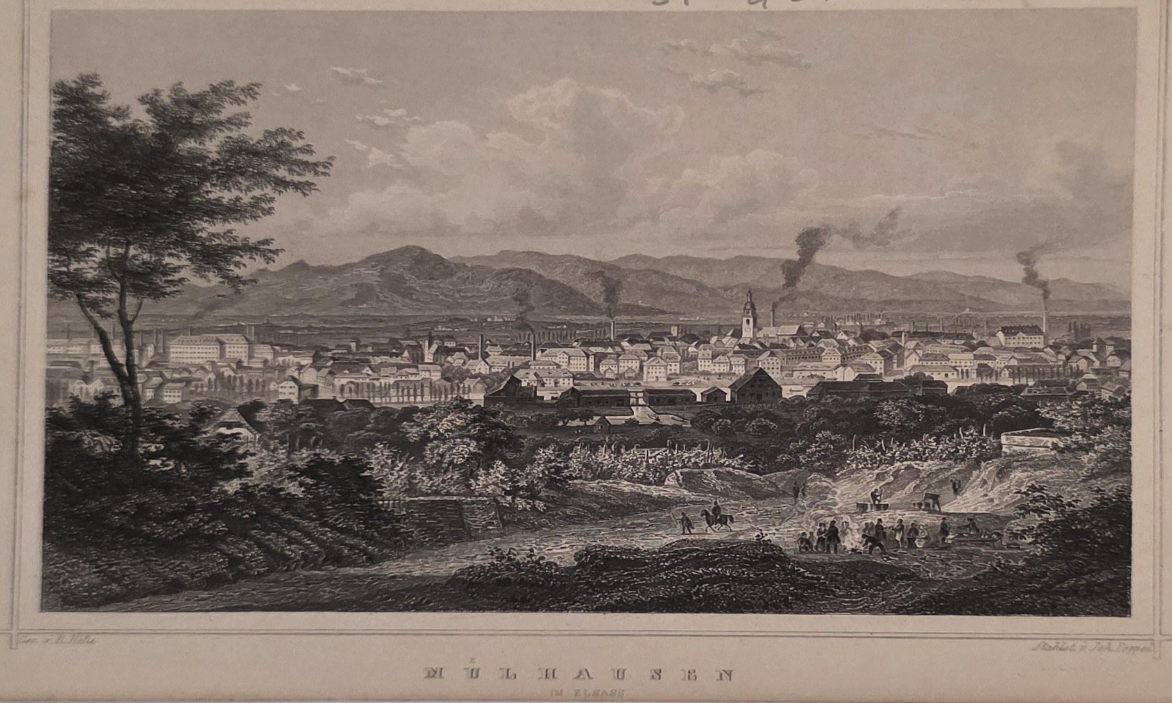 Panorama einer Stadt im Hügelland