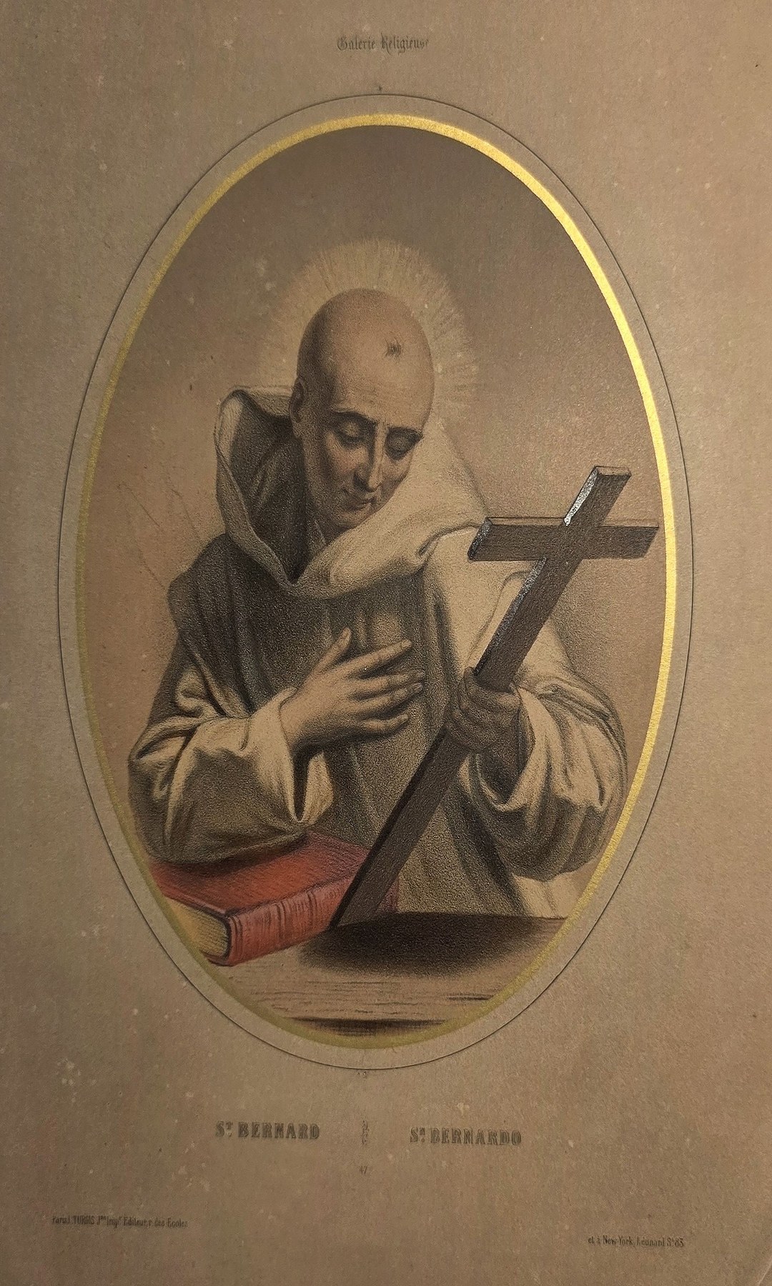 Ovale mit Ordensmann und Kreuz im Brustbild