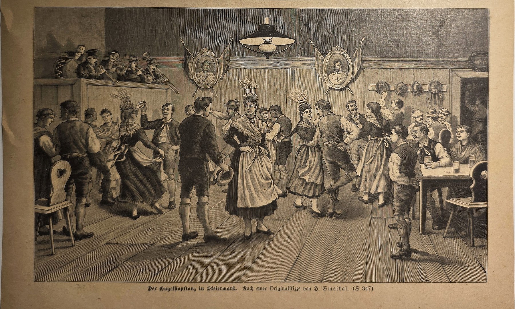 Tanzgesellschaft in großem Saal