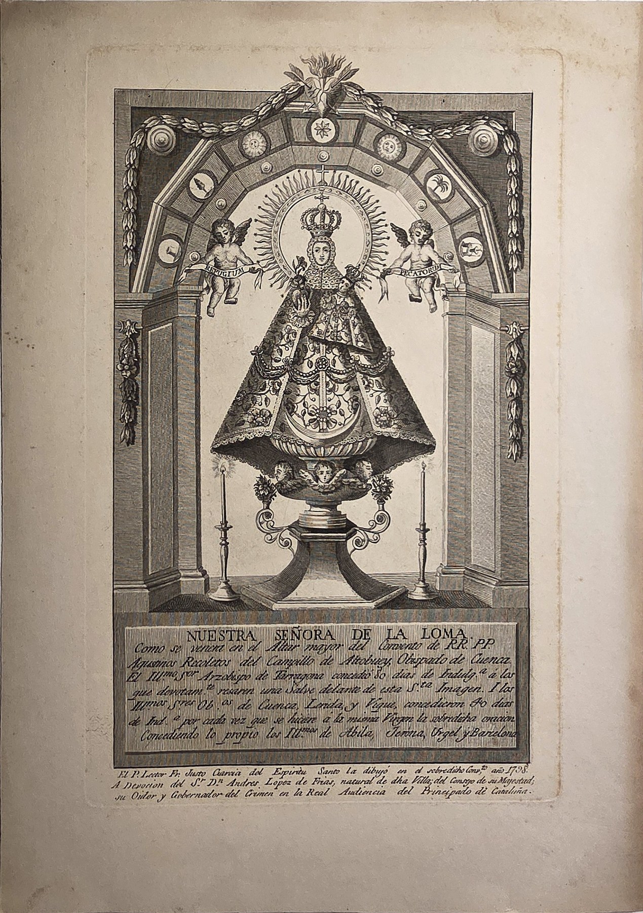 Gekleidete Madonna in Nische mit Schriftfeld