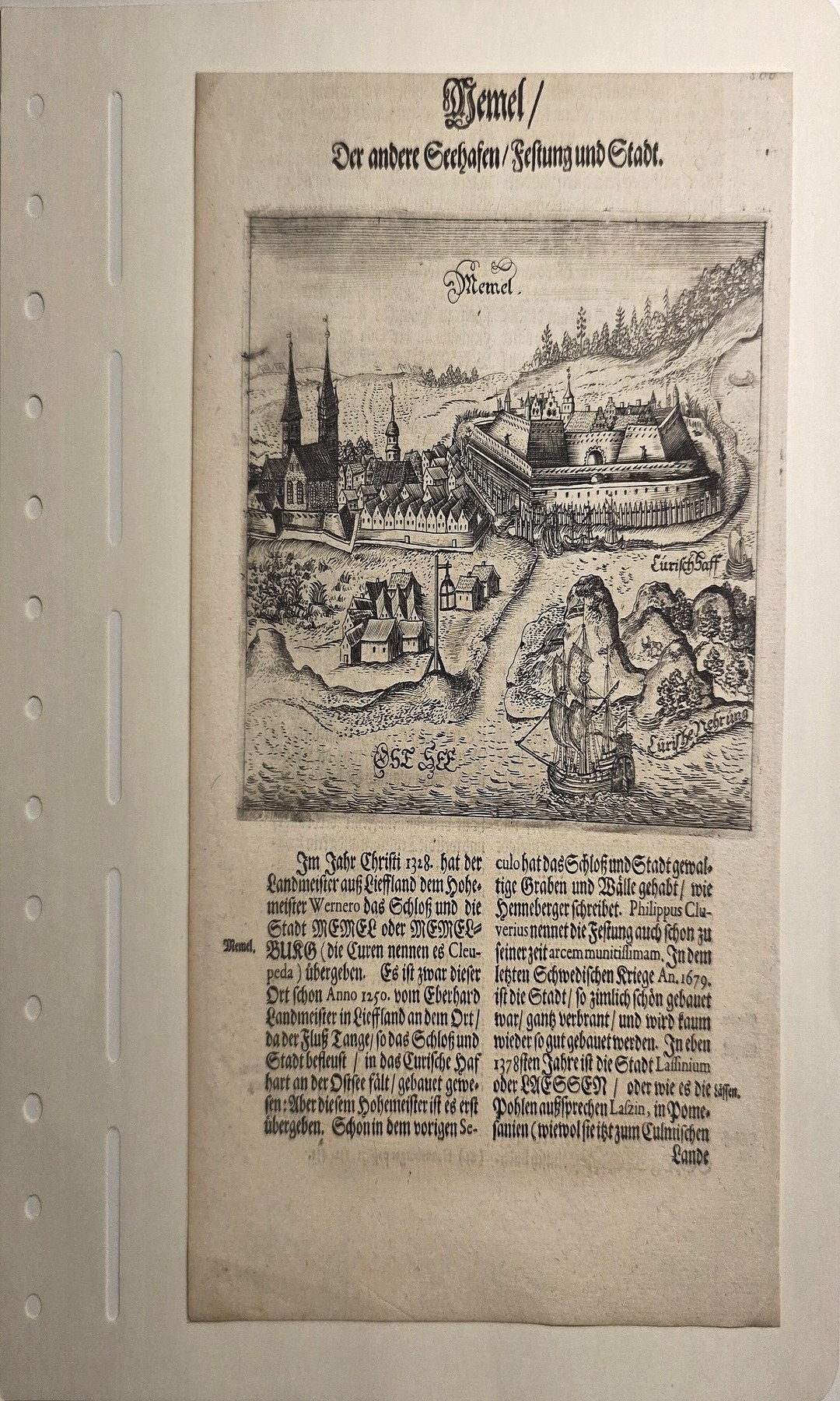 Historische Stadtansicht mit Kirchen, Flusslauf und Berglandschaft