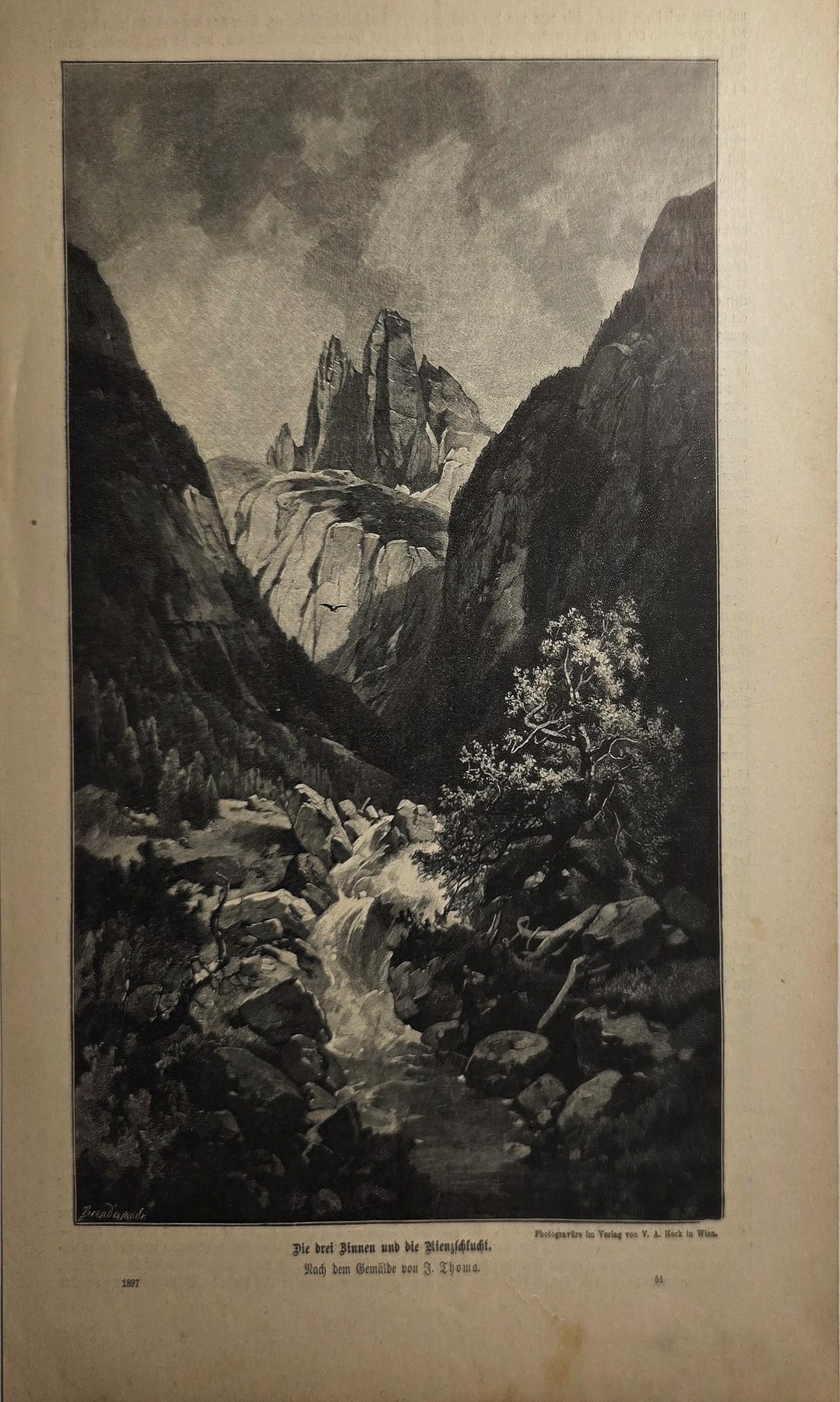 Schroffe Felsschlucht mit fernem Bauwerk