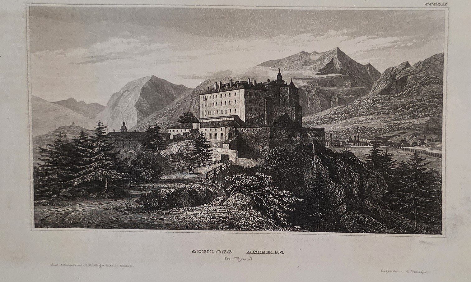 Schloss auf Bergterrasse