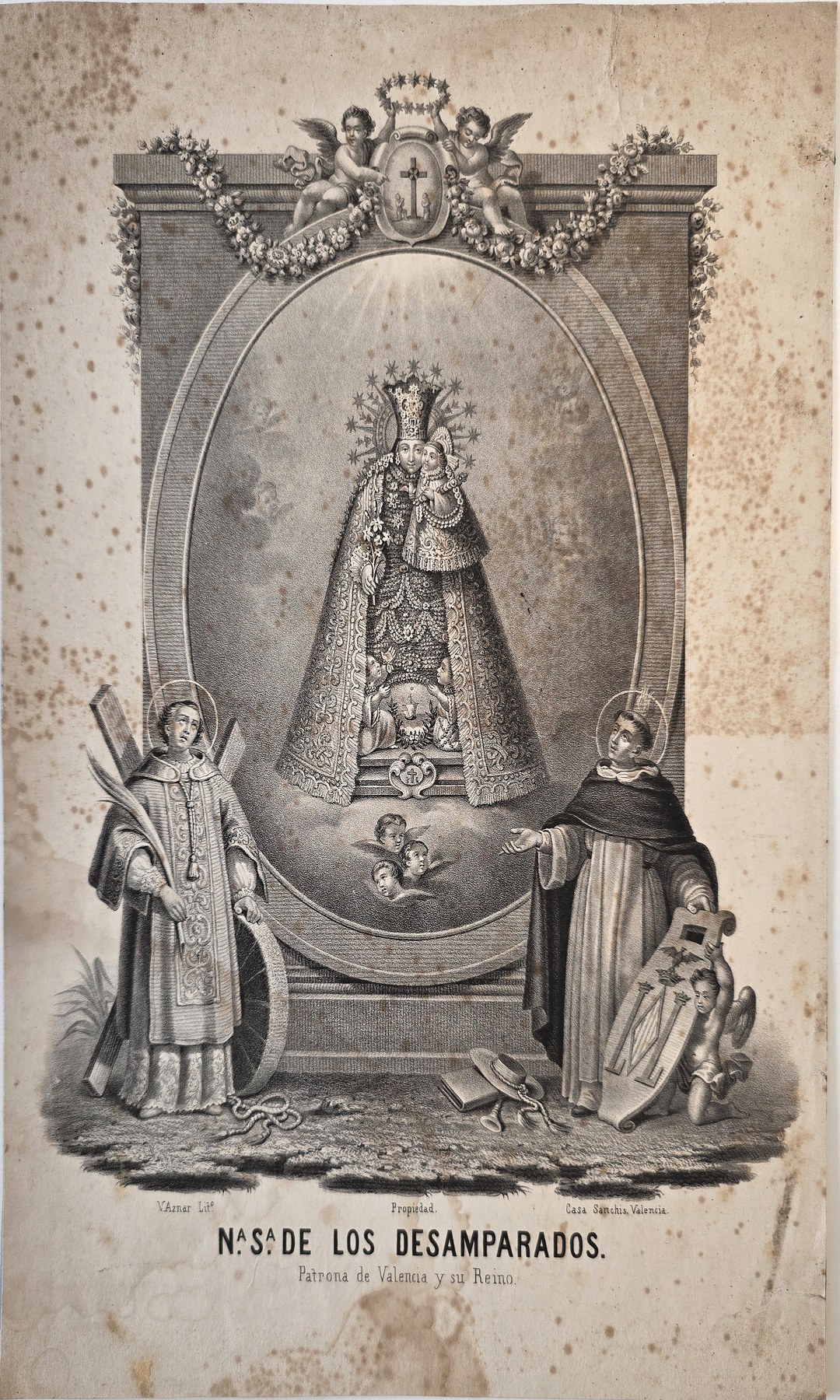 Gnadenbild mit gekrönter Madonna und knienden Figuren