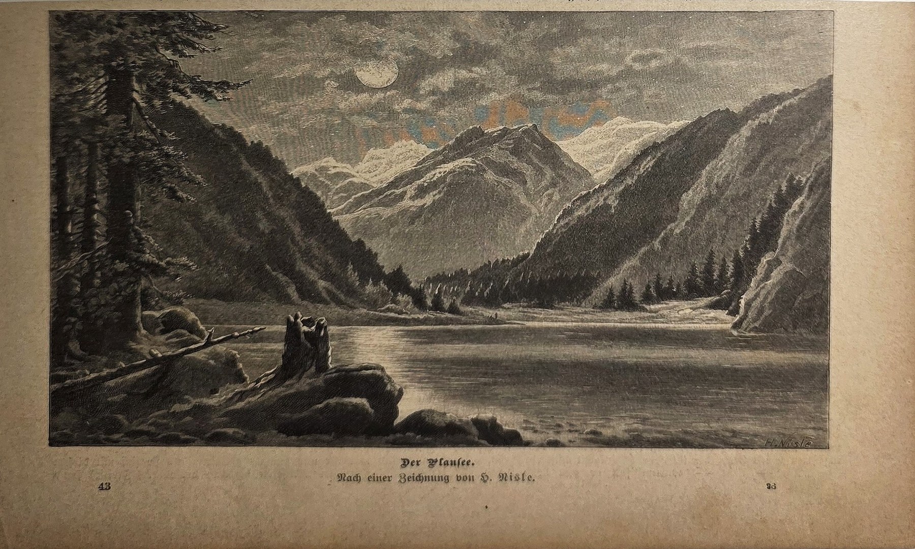 Alpensee zwischen hohen Bergketten