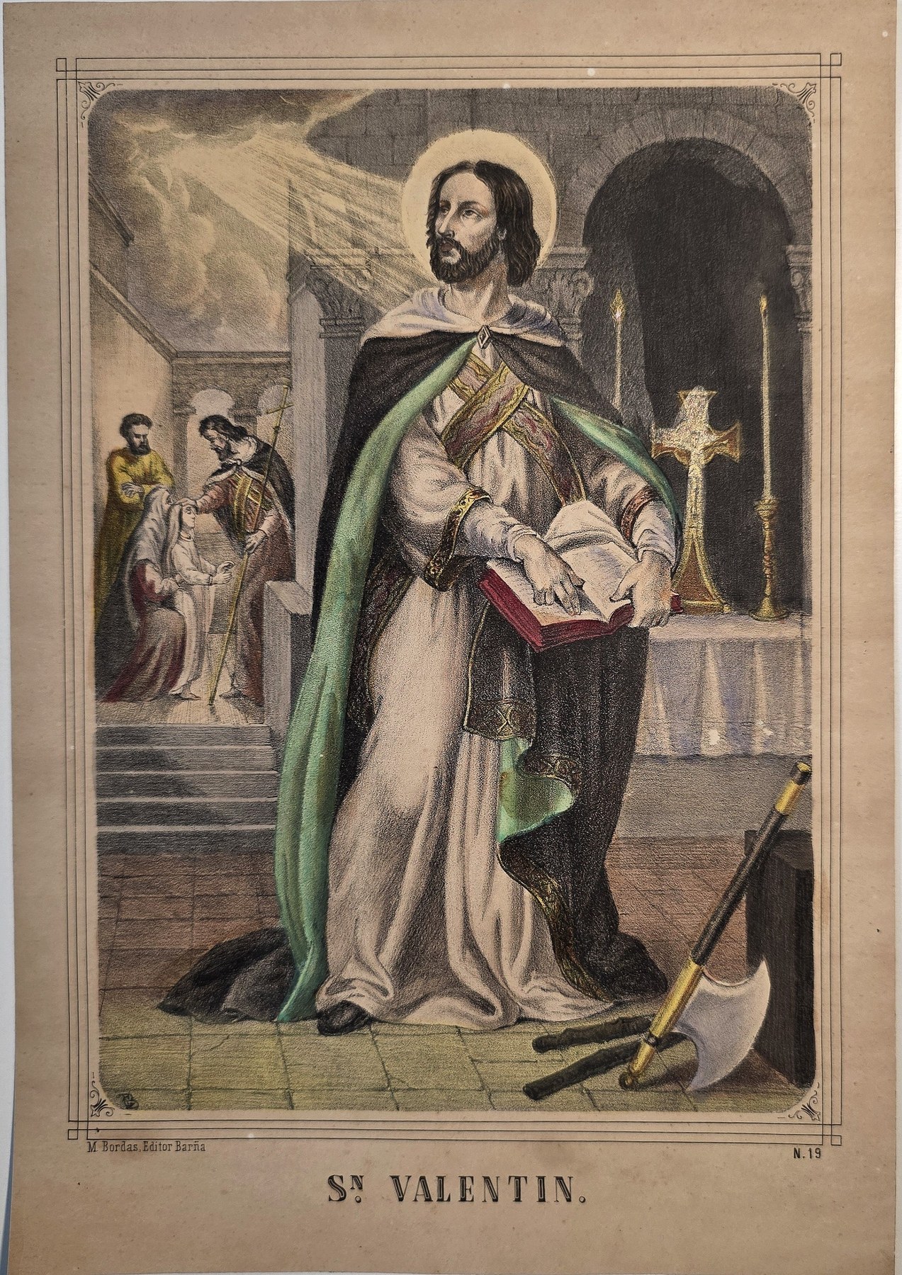 Heiliger mit Kreuz und Buch im Kirchenraum