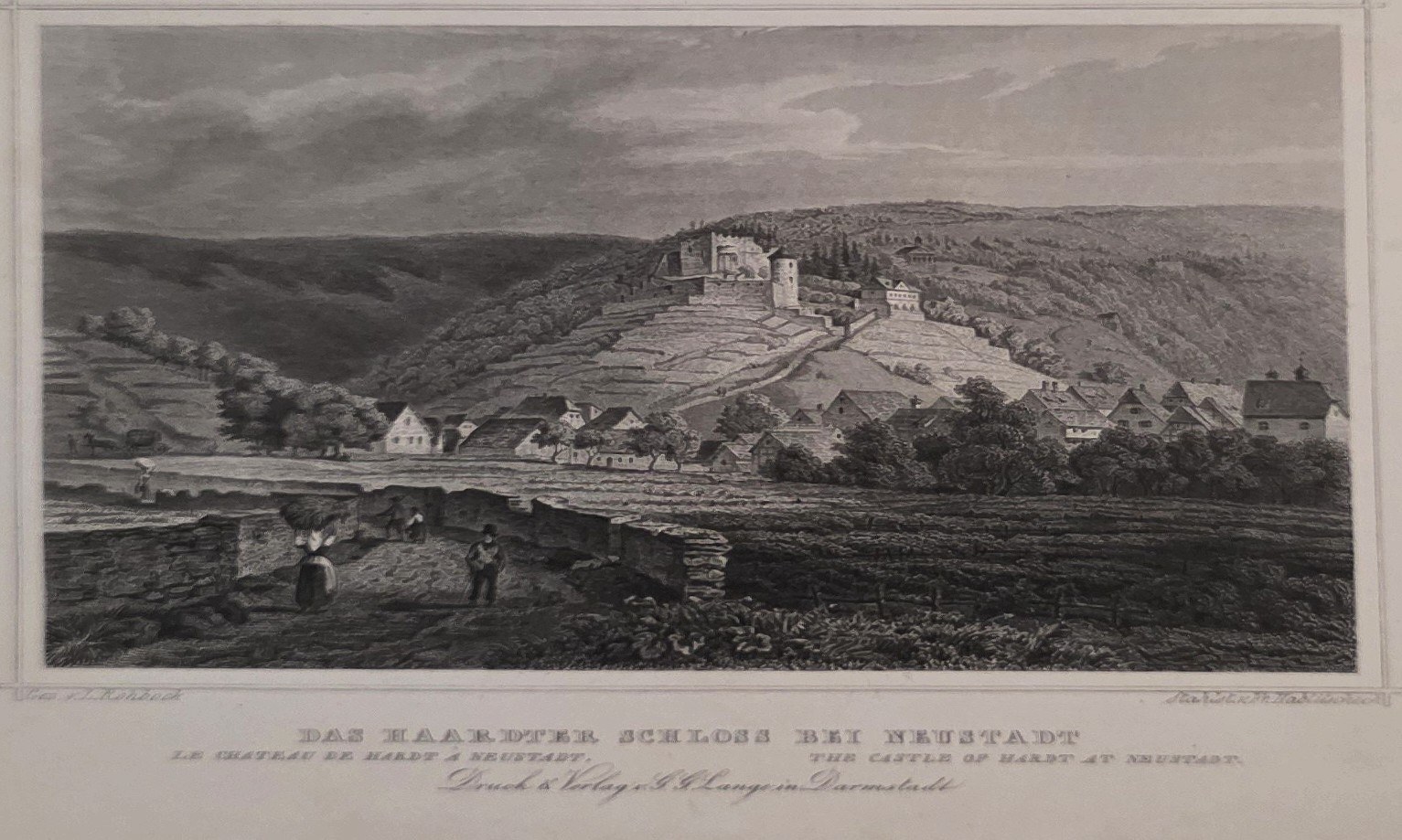 Festung auf kargem Hügel