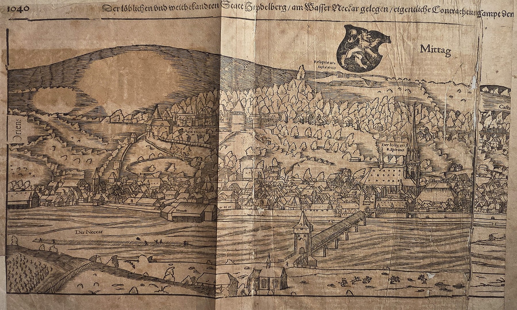 Historische Ortsdarstellung – Breiter mit befestigter Stadt in Flusslandschaft