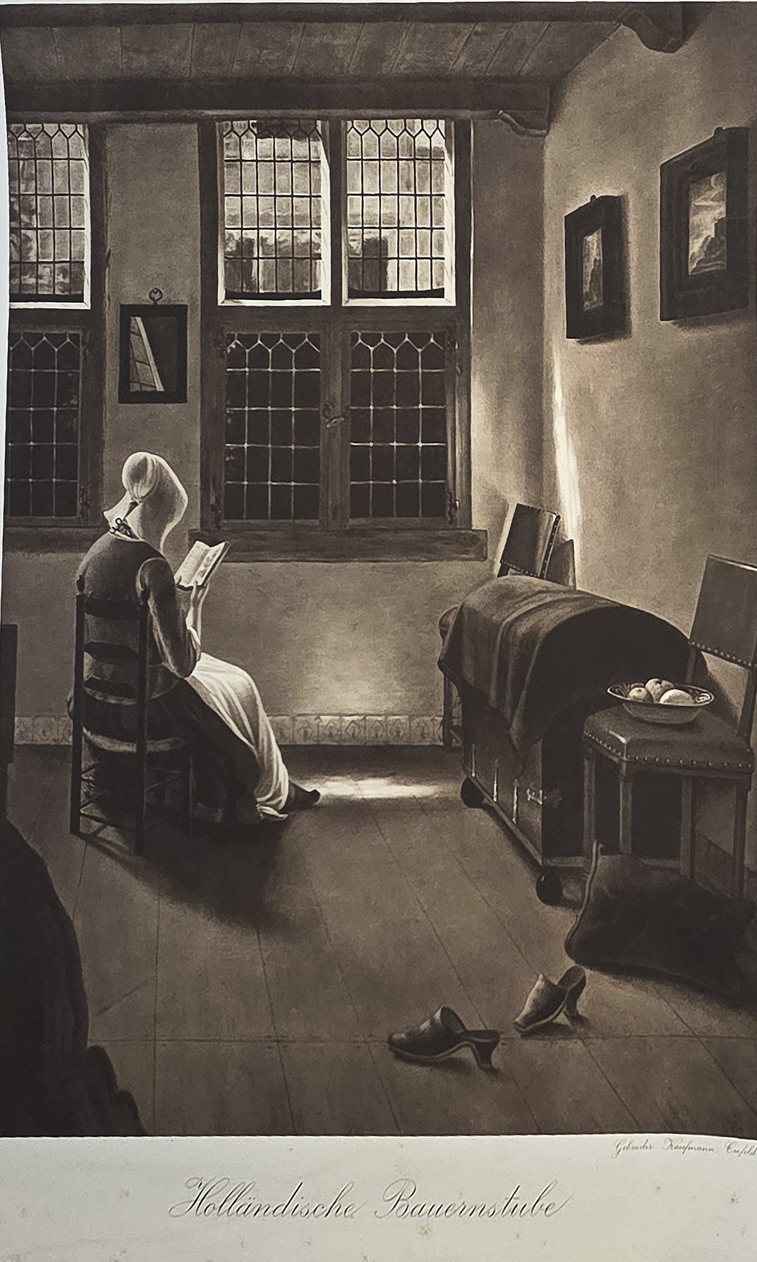 Historische figürliche Darstellung – Interieur mit sitzender Frau am Fenster