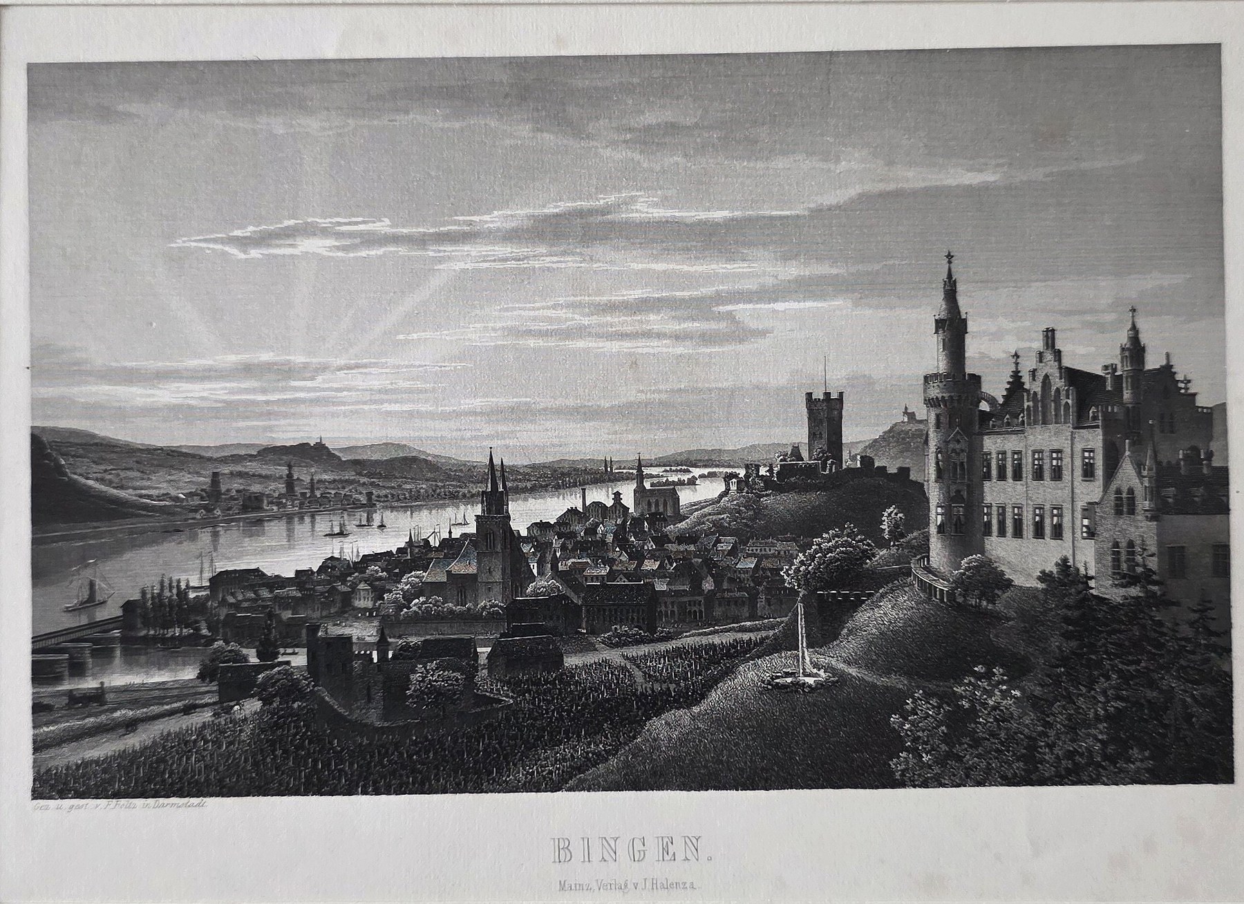 einer Flussstadt mit Schloss und Schiffen
