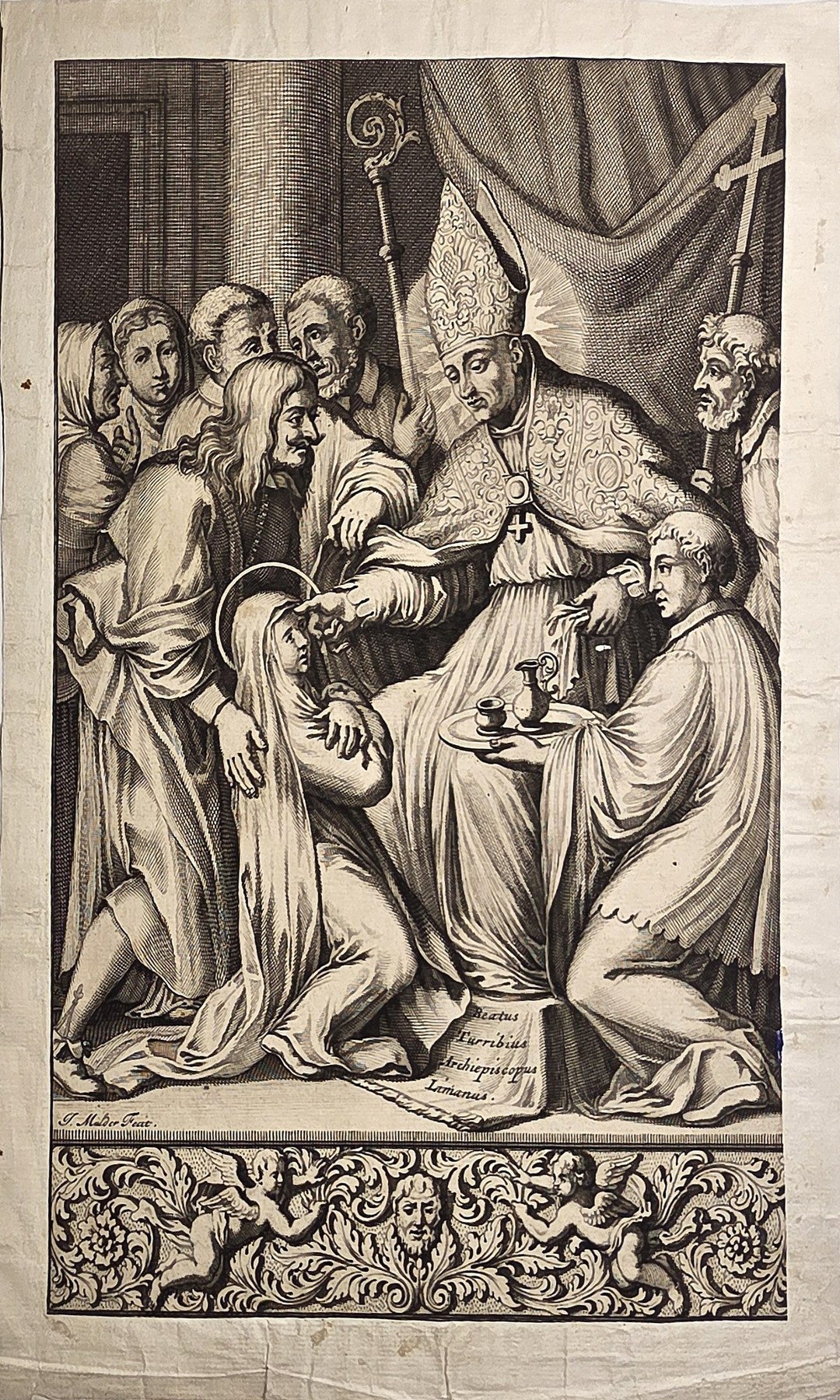 Bischöfliche Zeremonie mit kniender Figur