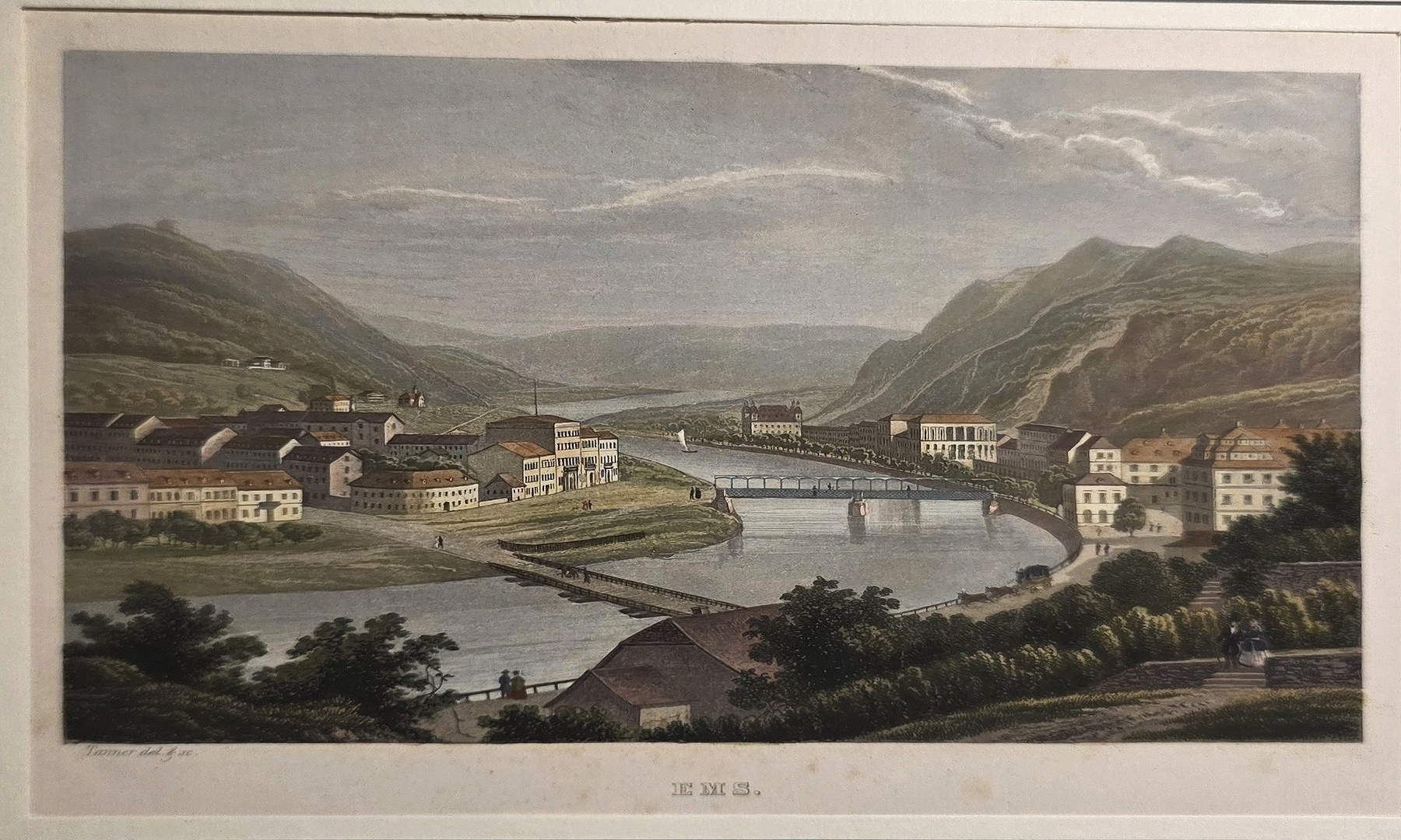 Historische Architekturdarstellung – mit Flusslandschaft, Brücke und Bergkulisse