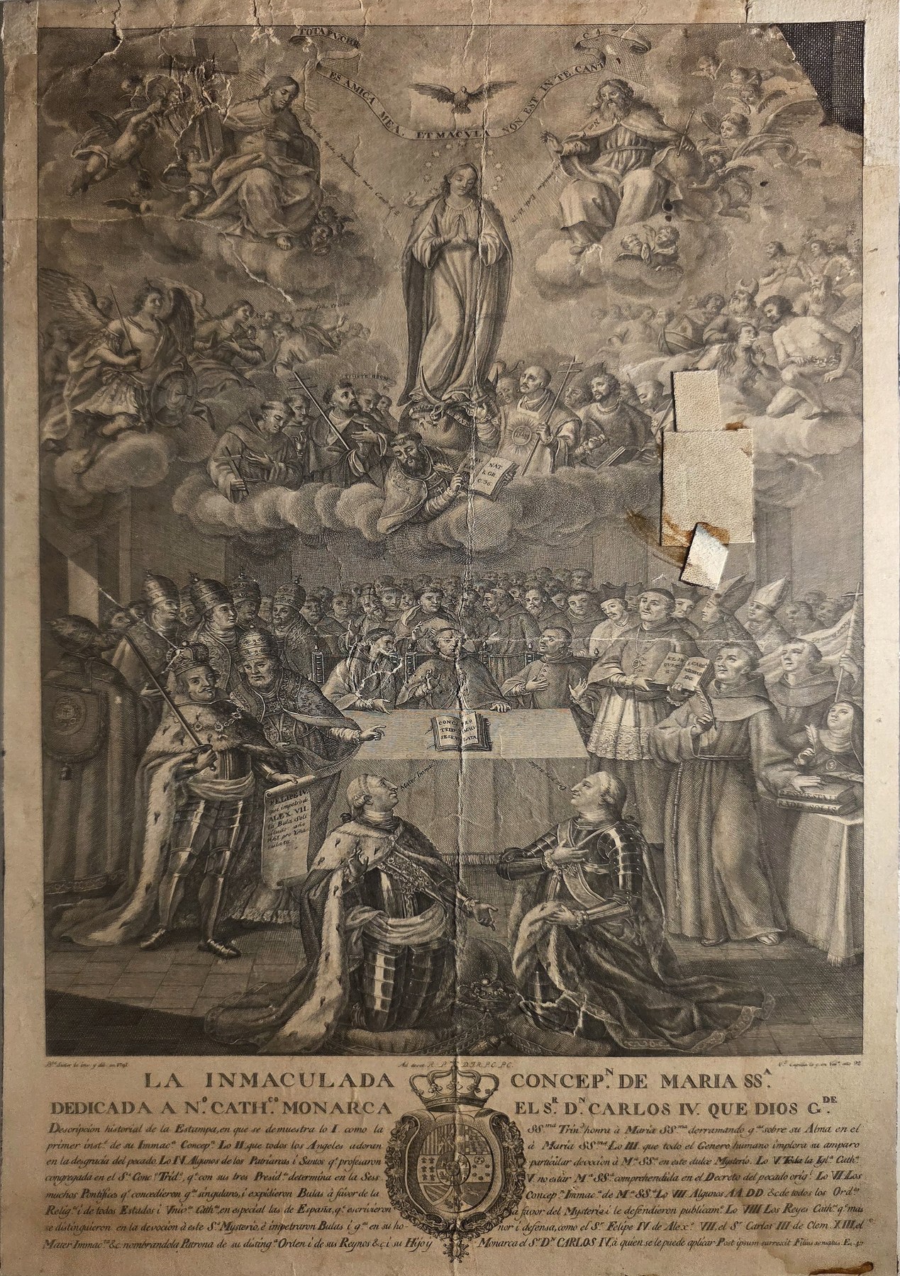 Immaculata über großer kirchlicher Versammlung