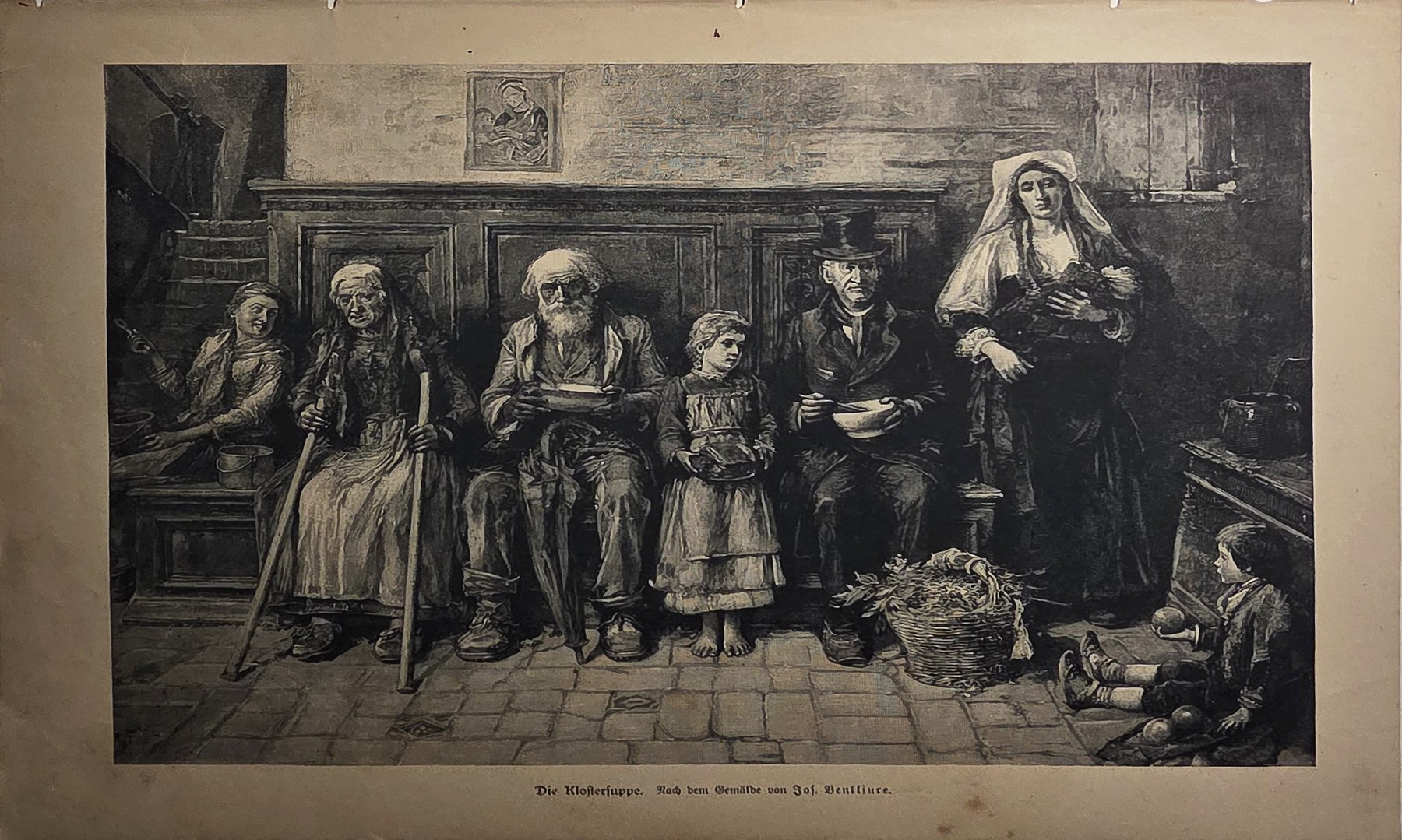 Feierliche Familiengruppe in dunklem Innenraum